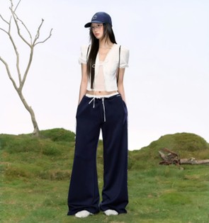 Phối đồ basic nữ đơn giản
